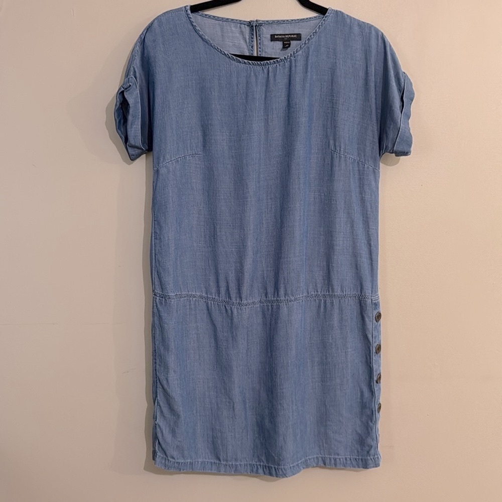 Banana Republic Blue Chambray Knee Length Shift Dress Women's Size 4 Nautical